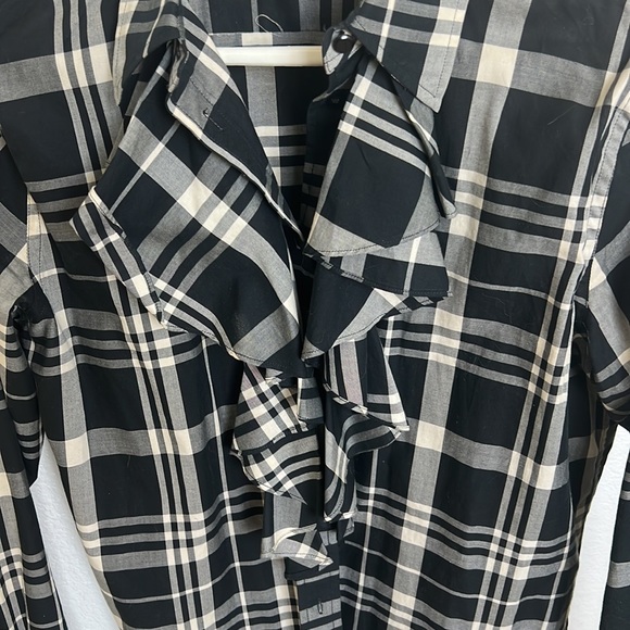 Ralph Lauren Ruffle button down - Picture 3 of 4